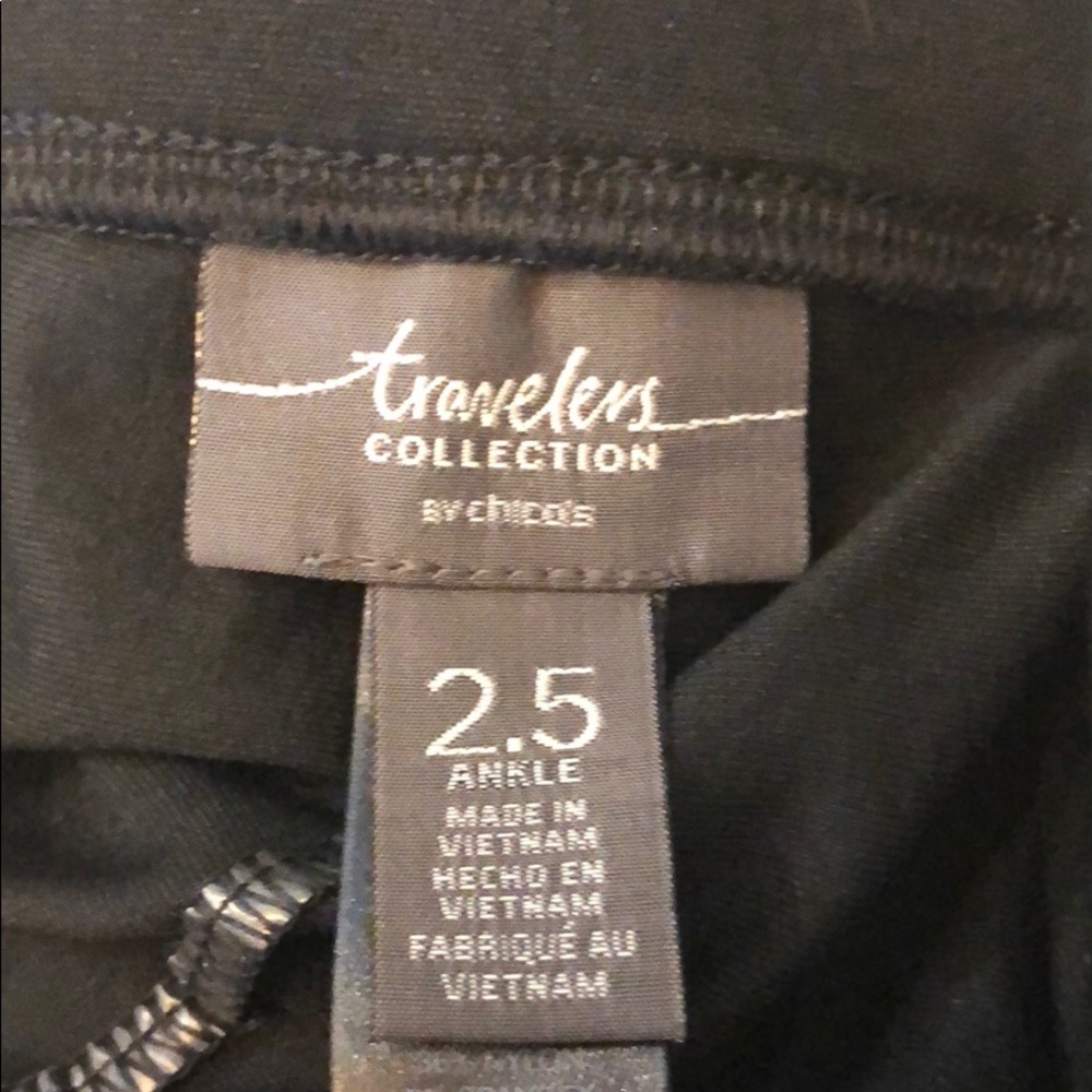 Chico’s black pull-on Travelers Collection pants